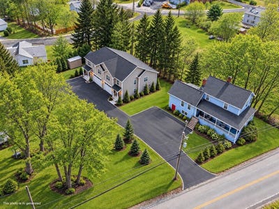/international/us/12-s-mast-street-goffstown-nh-110120120511/