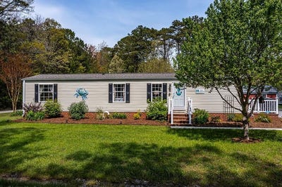 /international/us/19-harbor-road-reedville-va-110098932066/
