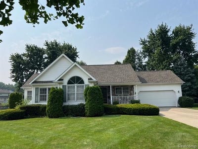 /international/us/373-mansfield-drive-lapeer-mi-110101317538/