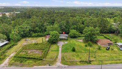 /international/us/8621-old-stage-road-moss-point-ms-110107842939/