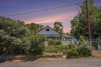 /international/us/2020-third-street-julian-ca-110107159363/