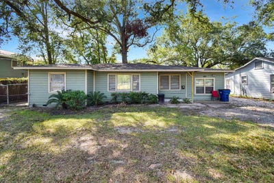 /international/us/680-s-3rd-st-silsbee-tx-110106274629/