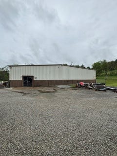 /international/us/skate-ln-connellsville-pa-110108226628/
