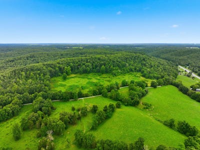 /international/us/100-200-coffey-road-dunnville-ky-110109390147/