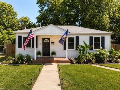 /international/us/213-beacon-road-portsmouth-va-110108250650/