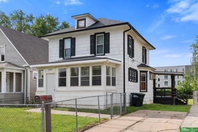 /international/us/2909-bristol-street-omaha-ne-110101223572/?lang=en