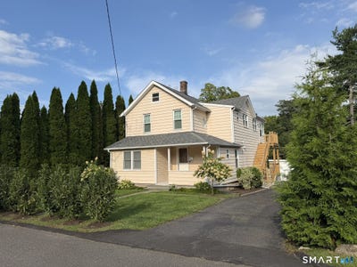/international/us/16-raymond-street-new-canaan-ct-110119799438/