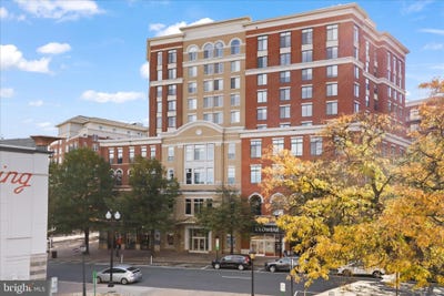 /international/us/1220-n-fillmore-street-arlington-va-110103230223/