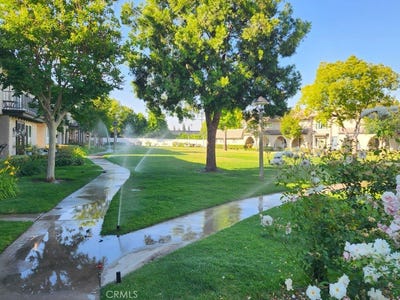 /international/us/24223-la-glorita-circle-newhall-ca-110108552604/
