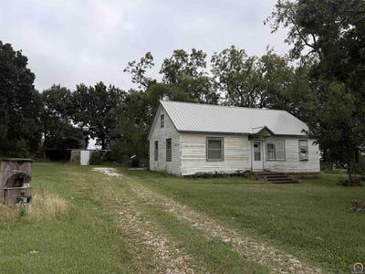 /international/us/23238-n-4th-st-osage-city-ks-110110267314/