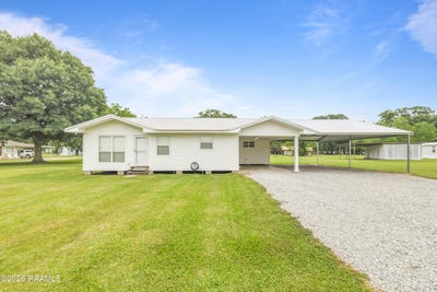 /international/us/2725-grand-point-highway-breaux-bridge-la-110107889690/