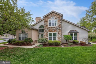 /international/us/128-greenview-drive-lancaster-pa-110107842843/