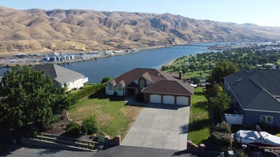 /international/us/2530-valleyview-drive-clarkston-wa-110099648184/