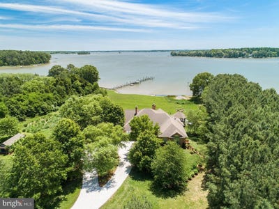 /international/us/23961-lynnewood-drive-saint-michaels-md-110103580981/