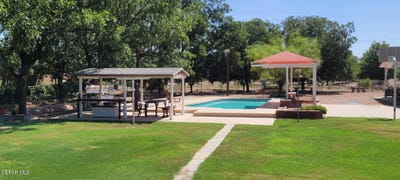 /international/us/1602-waterfront-street-anthony-nm-110105047085/