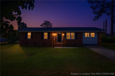 /international/us/5269-parkton-road-hope-mills-nc-110100465293/