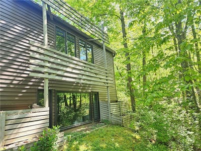/international/us/7-penny-lane-ithaca-ny-110108588159/?lang=fr