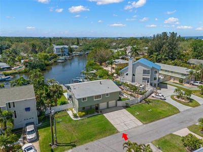 /international/us/261-kentucky-avenue-crystal-beach-fl-110099337331/?lang=zh-cn