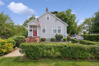 /international/us/27-litchfield-avenue-babylon-ny-110109835901/
