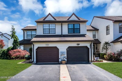 /international/us/252-longwood-drive-manalapan-nj-110108344070/