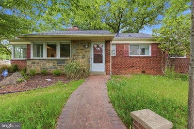 /international/us/6801-adelphi-road-university-park-md-110108349621/