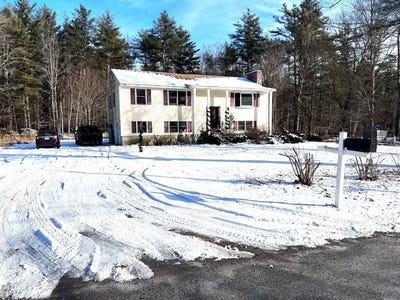 /international/us/23-hospital-rd-templeton-ma-110107569218/