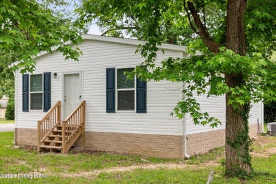 /international/us/221-williams-st-jeffersonville-in-110105776448/