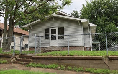 /international/us/16-e-hyde-park-avenue-st-joseph-mo-110101151617/