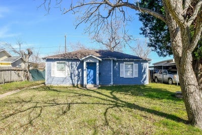 /international/us/1511-bernard-street-pasadena-tx-110105294801/