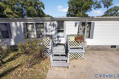 /international/us/17004-fiala-drive-chesterfield-va-110120893183/