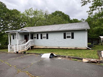 /international/us/104-e-clairborne-street-blacksburg-sc-110099243565/?lang=zh-tw