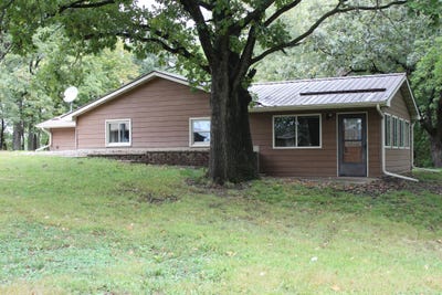 /international/us/6788-39th-avenue-nw-garfield-mn-110110271977/