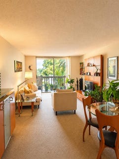 /international/us/1800-sans-souci-boulevard-north-miami-fl-110108389598/