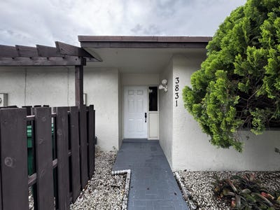 /international/us/3831-sw-69th-avenue-miramar-fl-110108424761/
