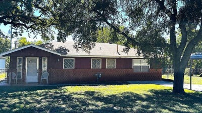 /international/us/132-e-oak-way-kerrville-tx-110120486564/