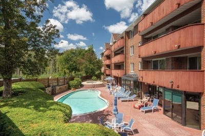 /international/us/100-rosemary-way-needham-ma-110107408464/