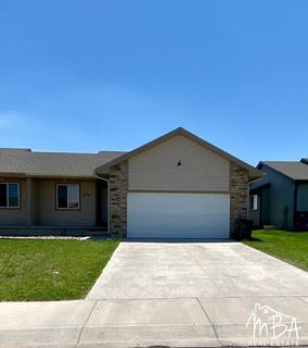 /international/us/1918-prairie-view-drive-garden-city-ks-110100118162/