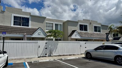 /international/us/4540-sw-68th-ct-cir-miami-fl-110108480275/