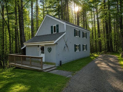 /international/us/1-frog-hollow-wilmington-vt-110104624173/