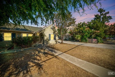 /international/us/319-holtby-road-bakersfield-ca-110108170090/