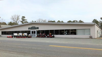 /international/us/970-route-134-dennis-ma-110106145138/