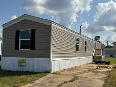 /international/us/bayou-oaks-1901-switzer-rd-gulfport-ms-110104604117/