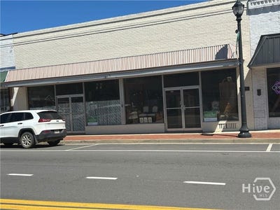 /international/us/208-210-w-barnard-street-glennville-ga-110108584676/