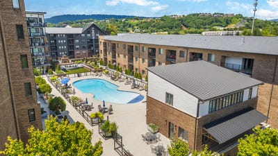 /international/us/200-manufacturers-road-chattanooga-tn-110101115707/