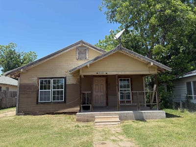 /international/us/2208-buchanan-street-wichita-falls-tx-110107875118/