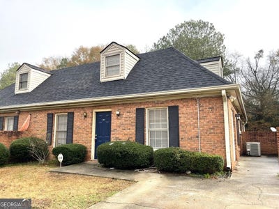 /international/us/859-park-place-conyers-ga-110108353690/