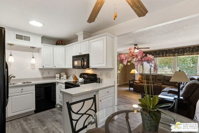 /international/us/413-bradshaw-ln-palm-springs-ca-110103571932/