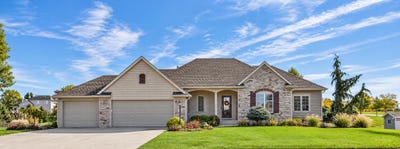 /international/us/51-candlewood-court-coldwater-mi-110120465472/