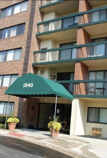 /international/us/1840-huntington-boulevard-hoffman-estates-il-110106242135/
