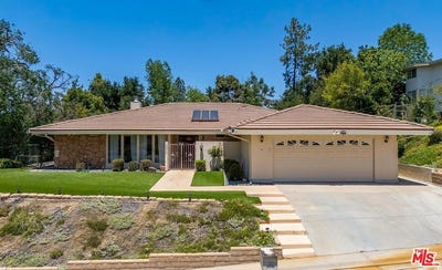 /international/us/22525-dardenne-st-calabasas-ca-110108491553/